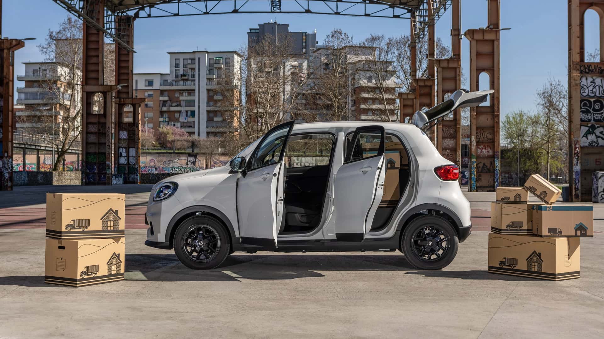 Noleggio Leapmotor T03 Van